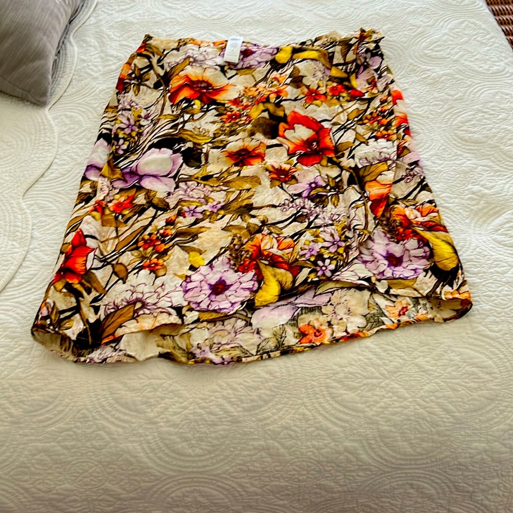 NWT Chico’s Linen Skirt - Size 3 - Bright Colors - Elastic Back